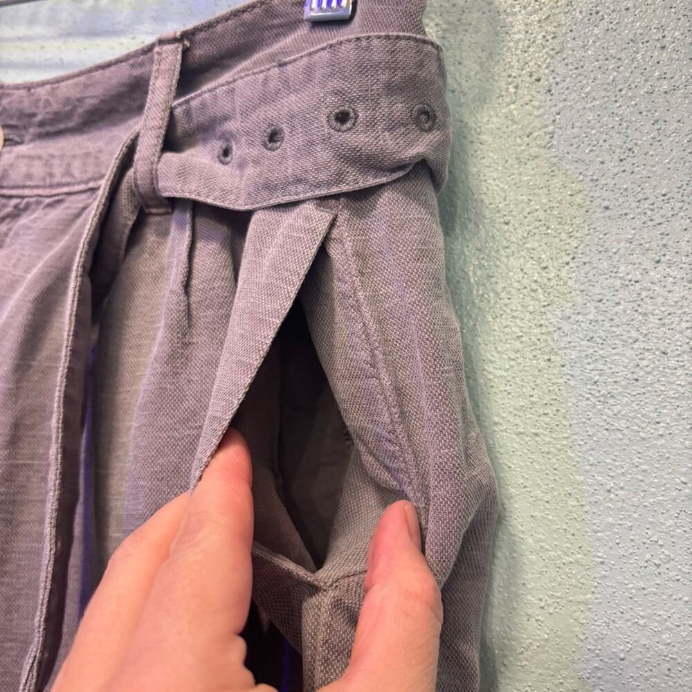 Nicole Miller Linen Blend Gray High-Waisted Shorts Button Detail and Belt Size 6 - Picture 5 of 9